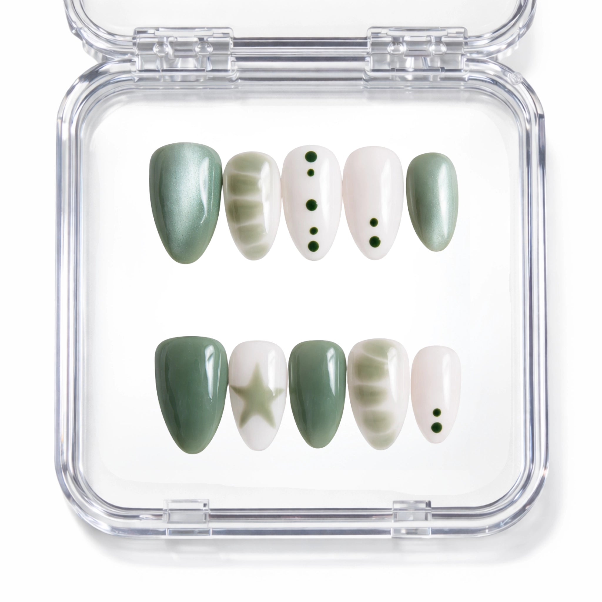 Set de 10 faux ongles press-on Matcha vert sauge et blanc mix and match dans leur boîtier — cat eye étoile et pois faits main — Mimi Press-On