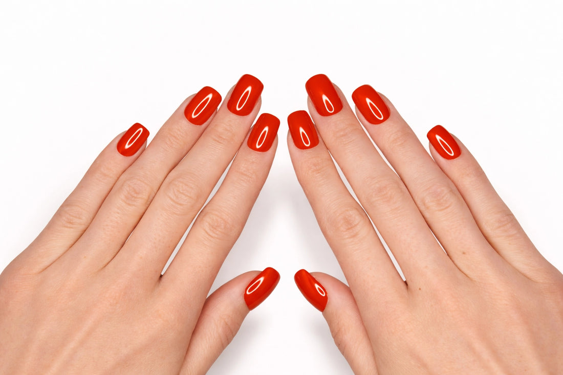 Set de 10 faux ongles press-on Tangerine Glow rouge orangé vif dans leur boîtier — faits main en gel — Mimi Press-On